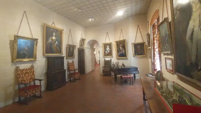  Salle Duché d'Uzès